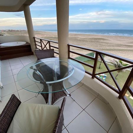 Beachfront Apt & Jacuzzi Taíba エクステリア 写真