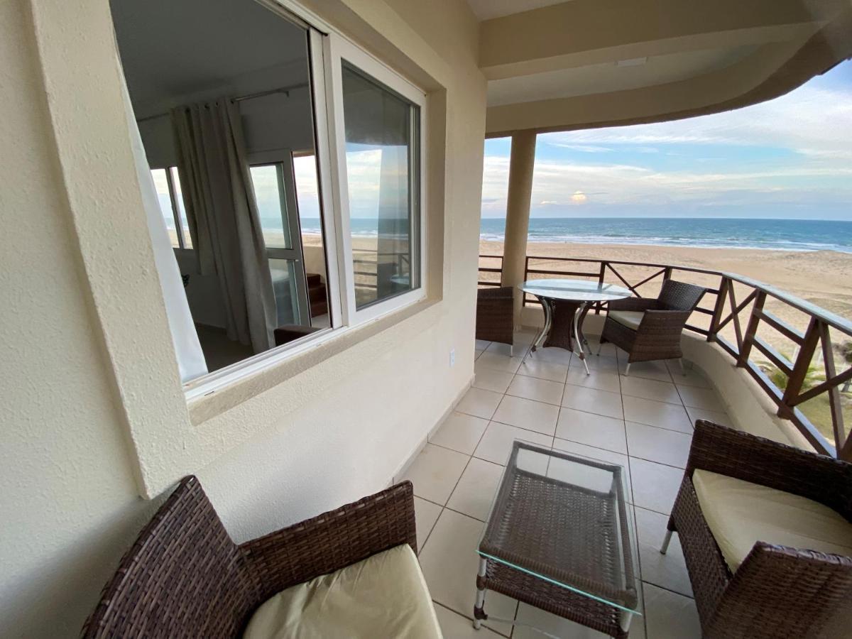 Beachfront Apt & Jacuzzi Taíba エクステリア 写真